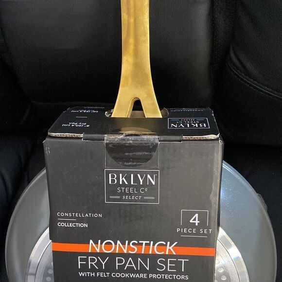 Brooklyn Steel Co. 4 pc. 8” & 10” Constellation Fry Pan Set Felt Protector - Picture 5 of 5